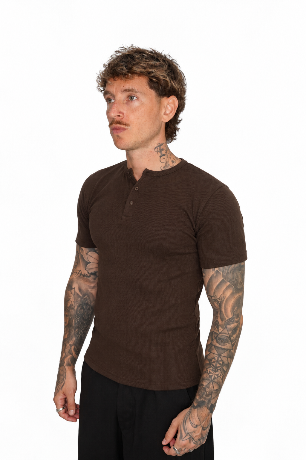 Henley Manga Corta