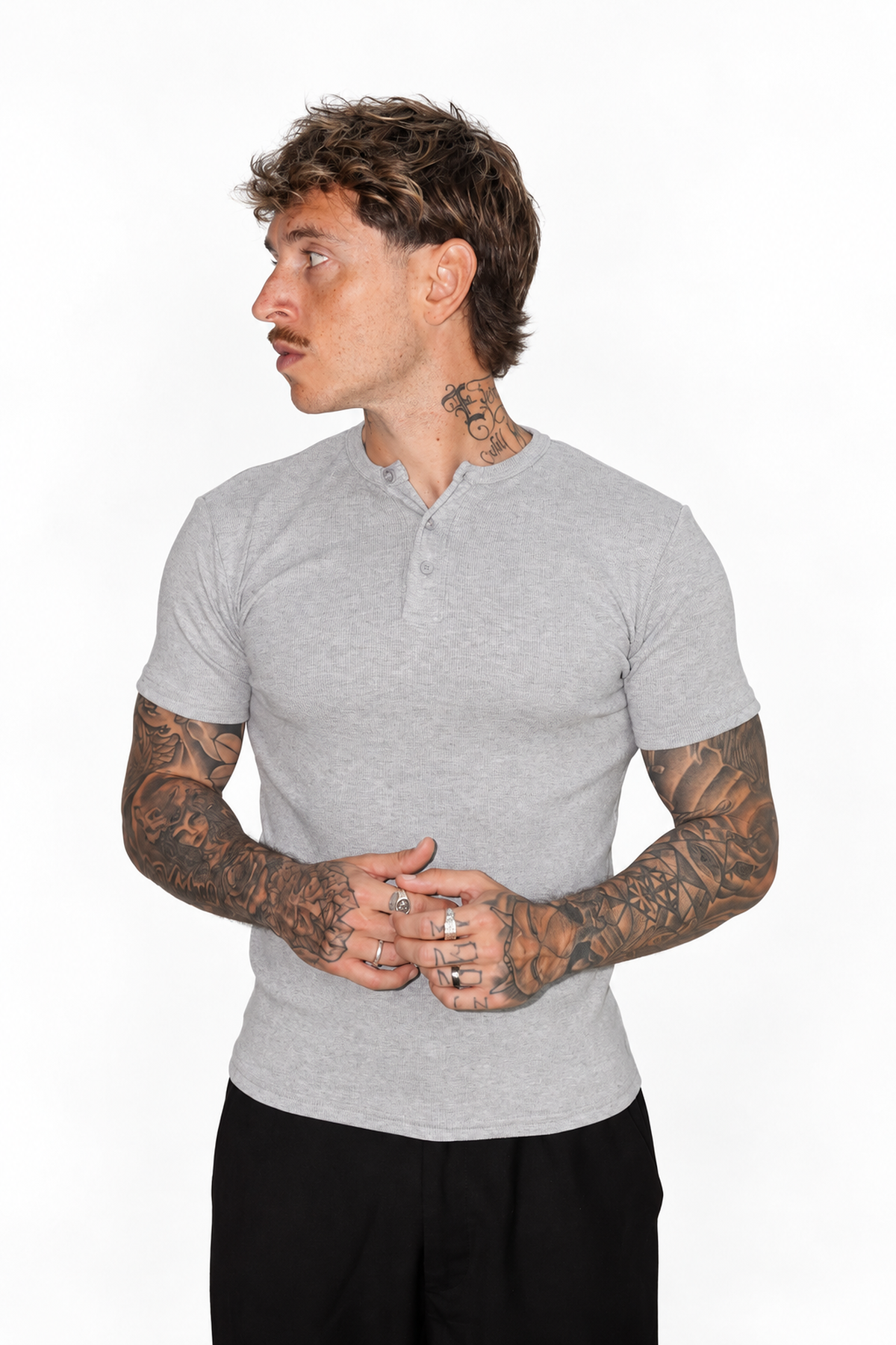 Henley Manga Corta